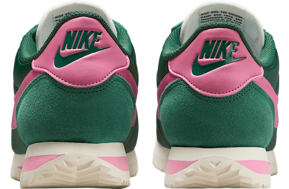 Nike Cortez Wmns Fir / Sail