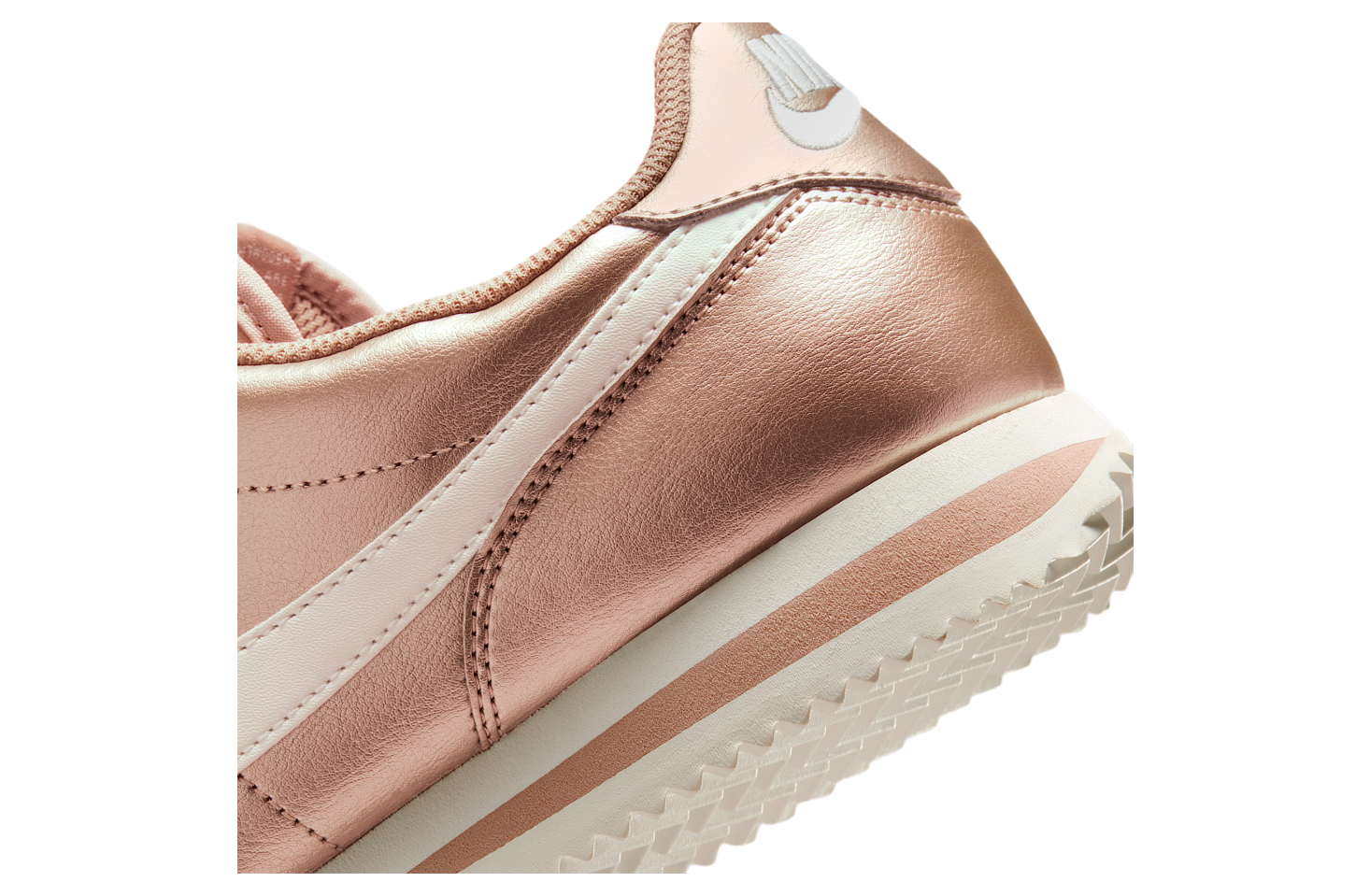 Nike Cortez WMNS Metallic Red Bronze / Rose Whisper