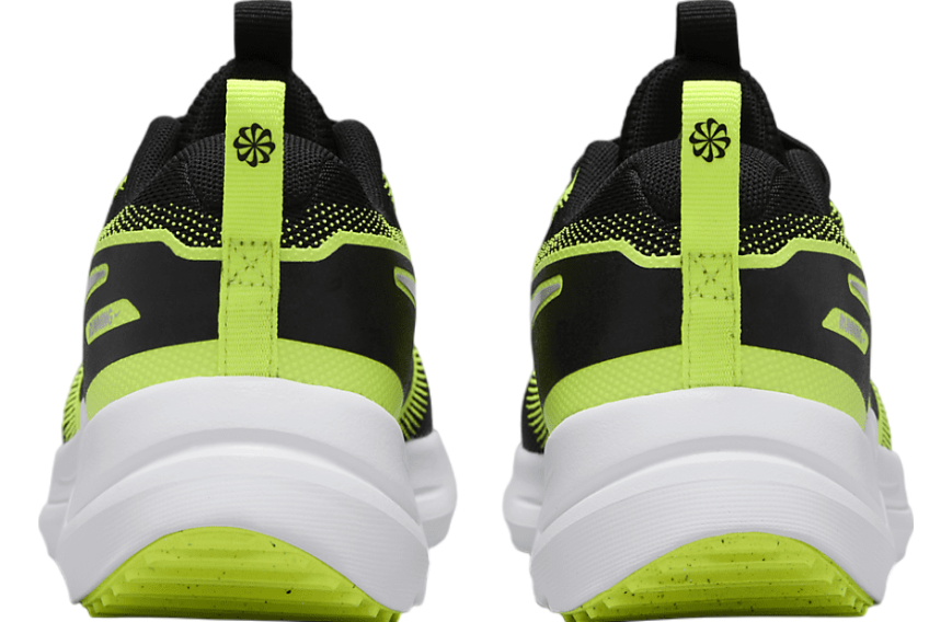 Nike Cosmic Runner GS Black / Volt