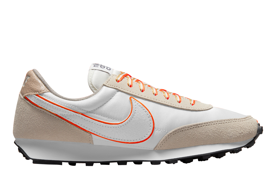 Nike Daybreak Athletic Club White Orange