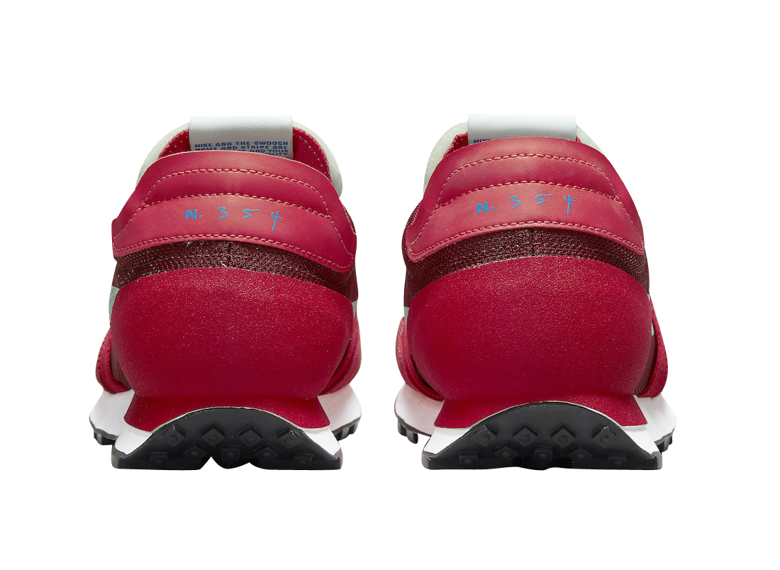 Nike Daybreak Type Team Red