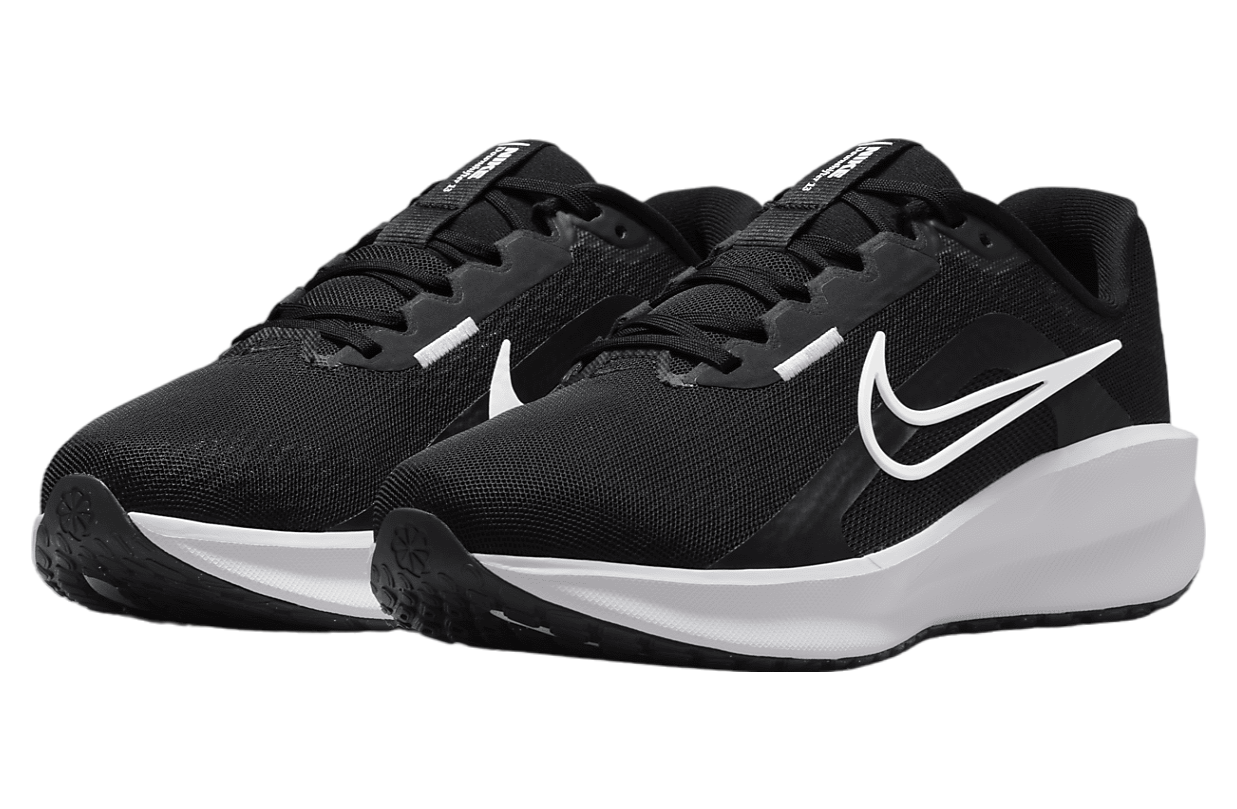 Nike Downshifter 13 WMNS Black / Dark Smoke Grey (Extra Wide)