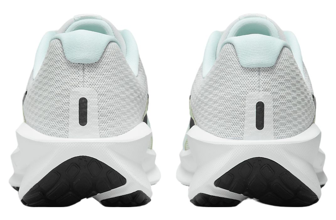 Nike Downshifter 13 WMNS Photon Dust / Glacier Blue