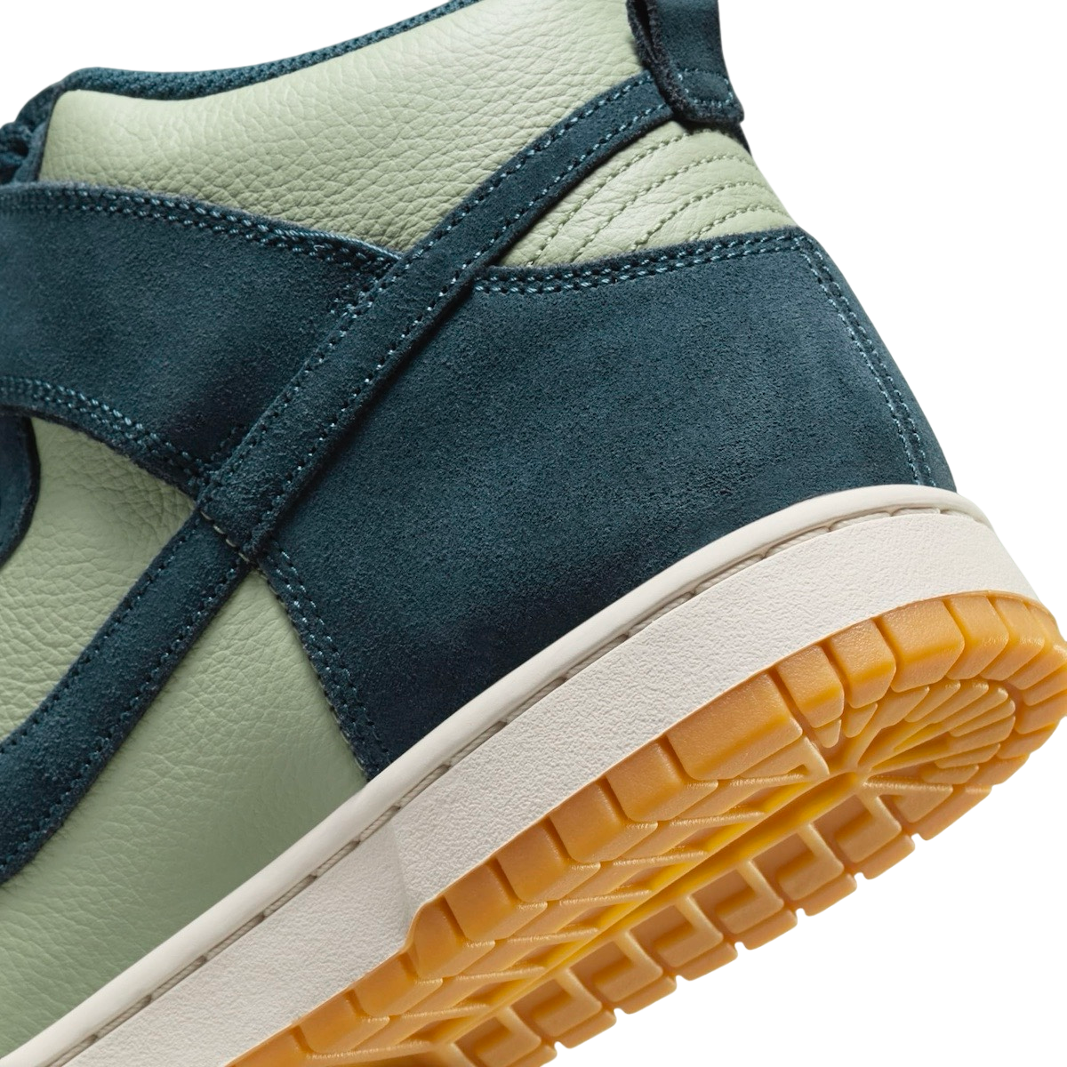 Nike Dunk High Jade Horizon / Armory Navy