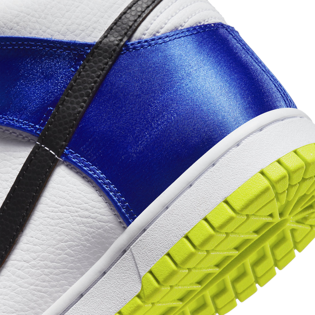 Nike Dunk High WMNS Blue Satin DV2185-100
