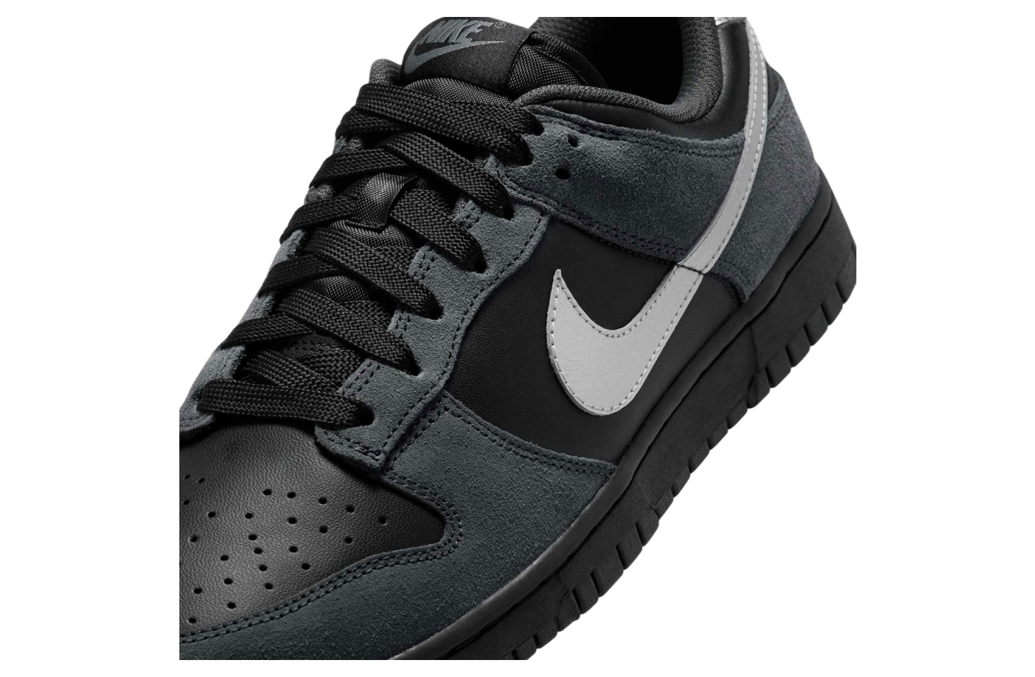 Nike Dunk Low Anthracite / Metallic Silver