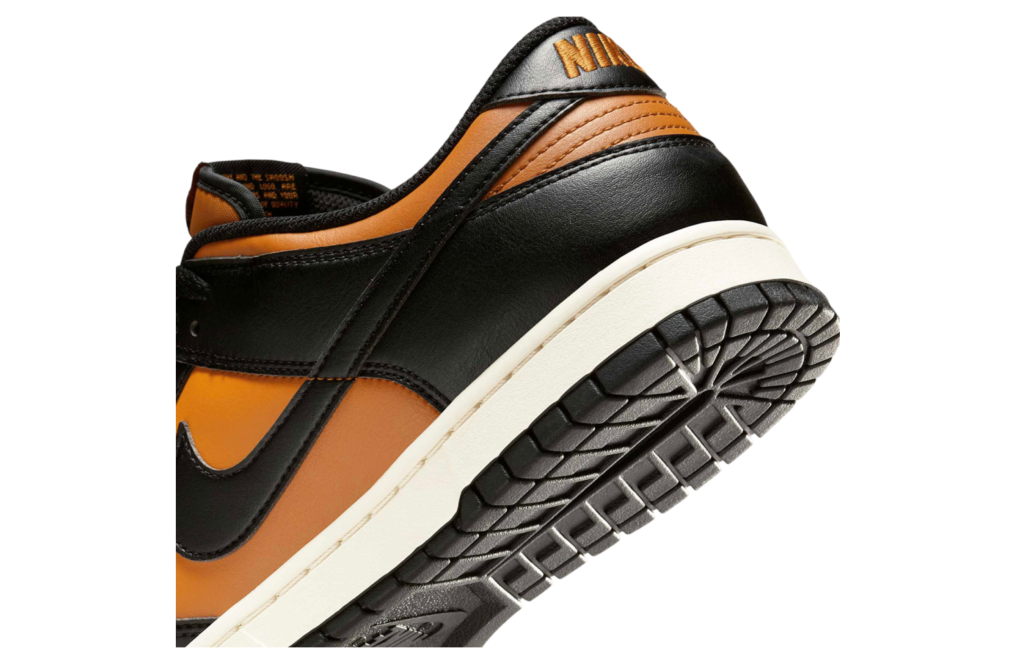 Nike Dunk Low Black / Desert Ochre