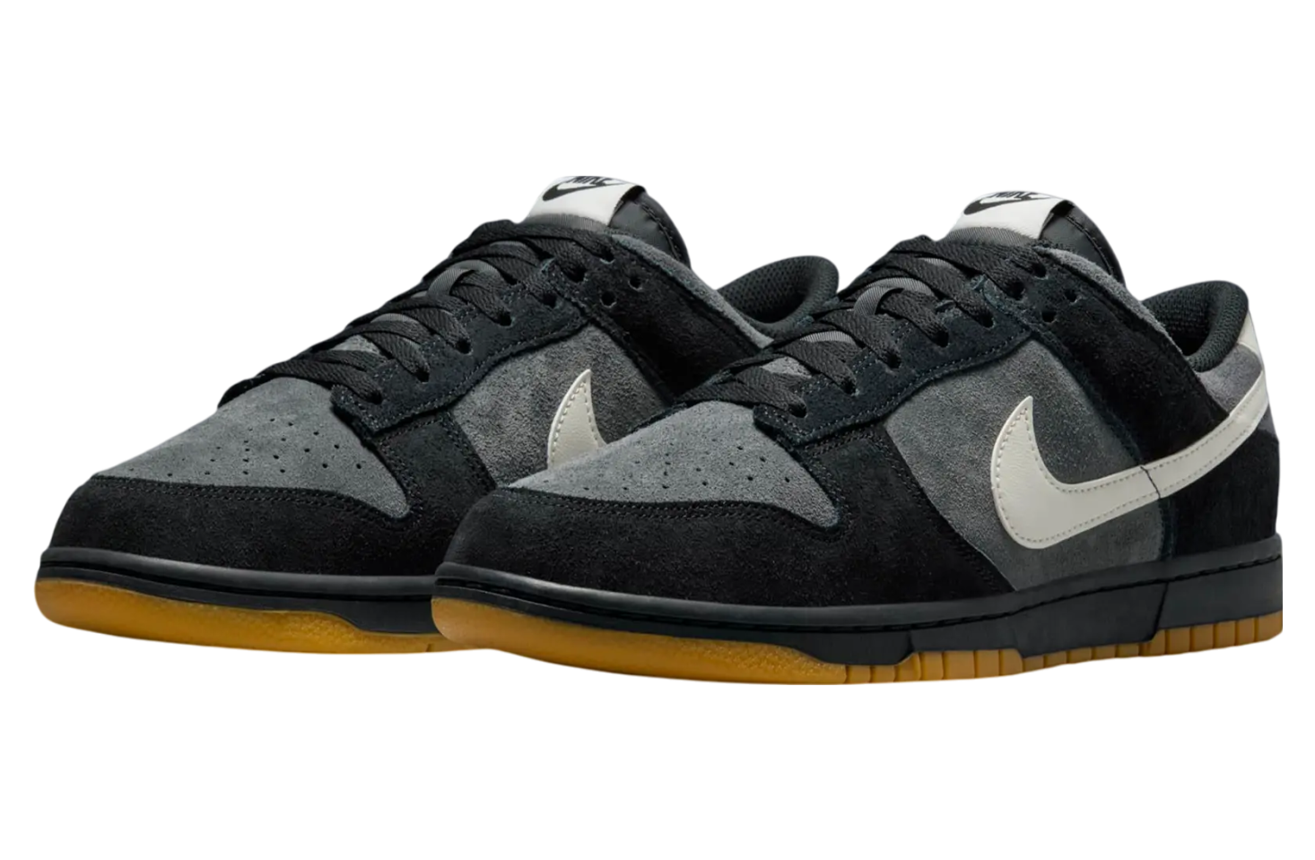 Nike Dunk Low Black / Grey / Gum