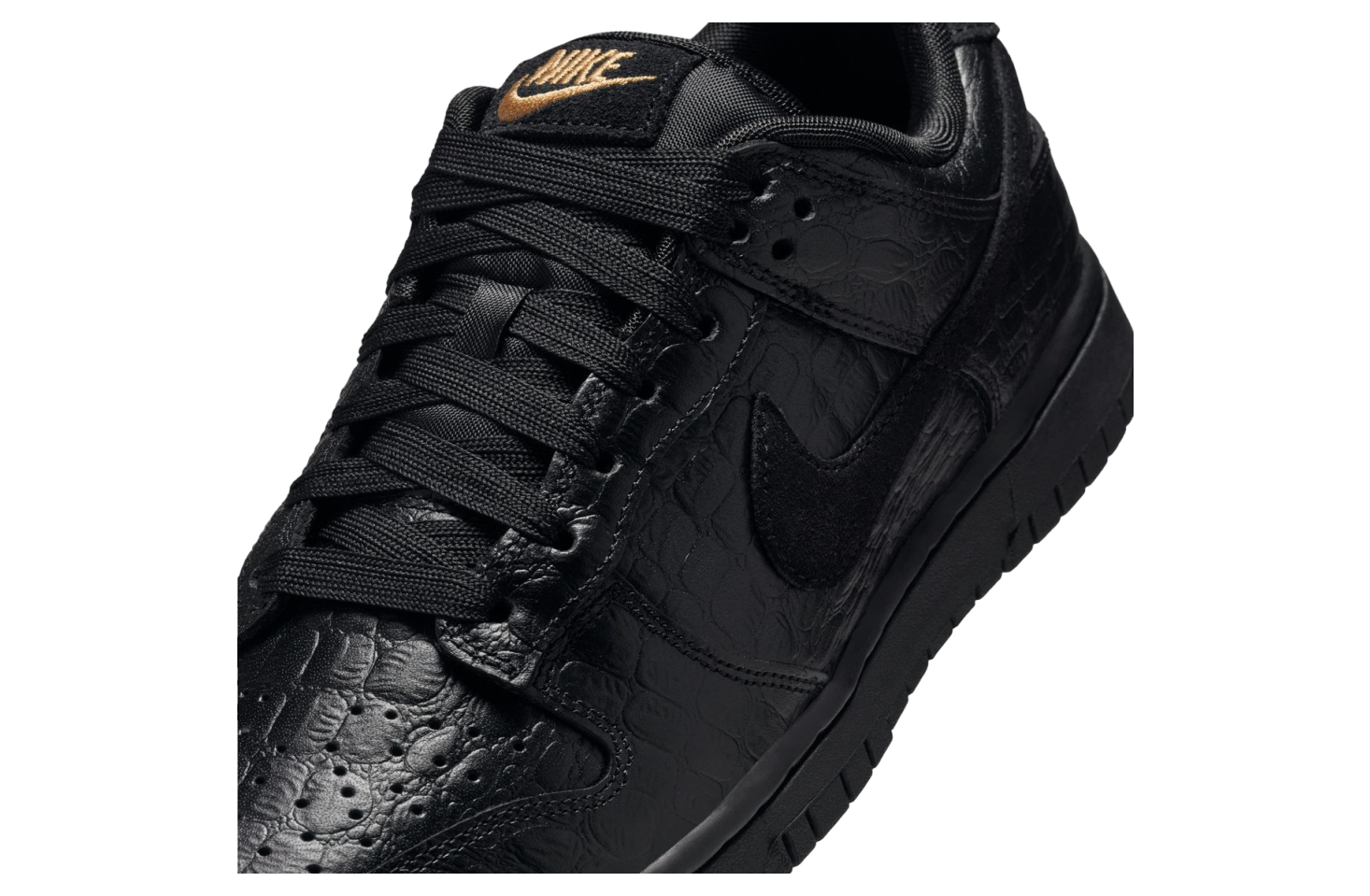 Nike Dunk Low Black / Metallic Gold