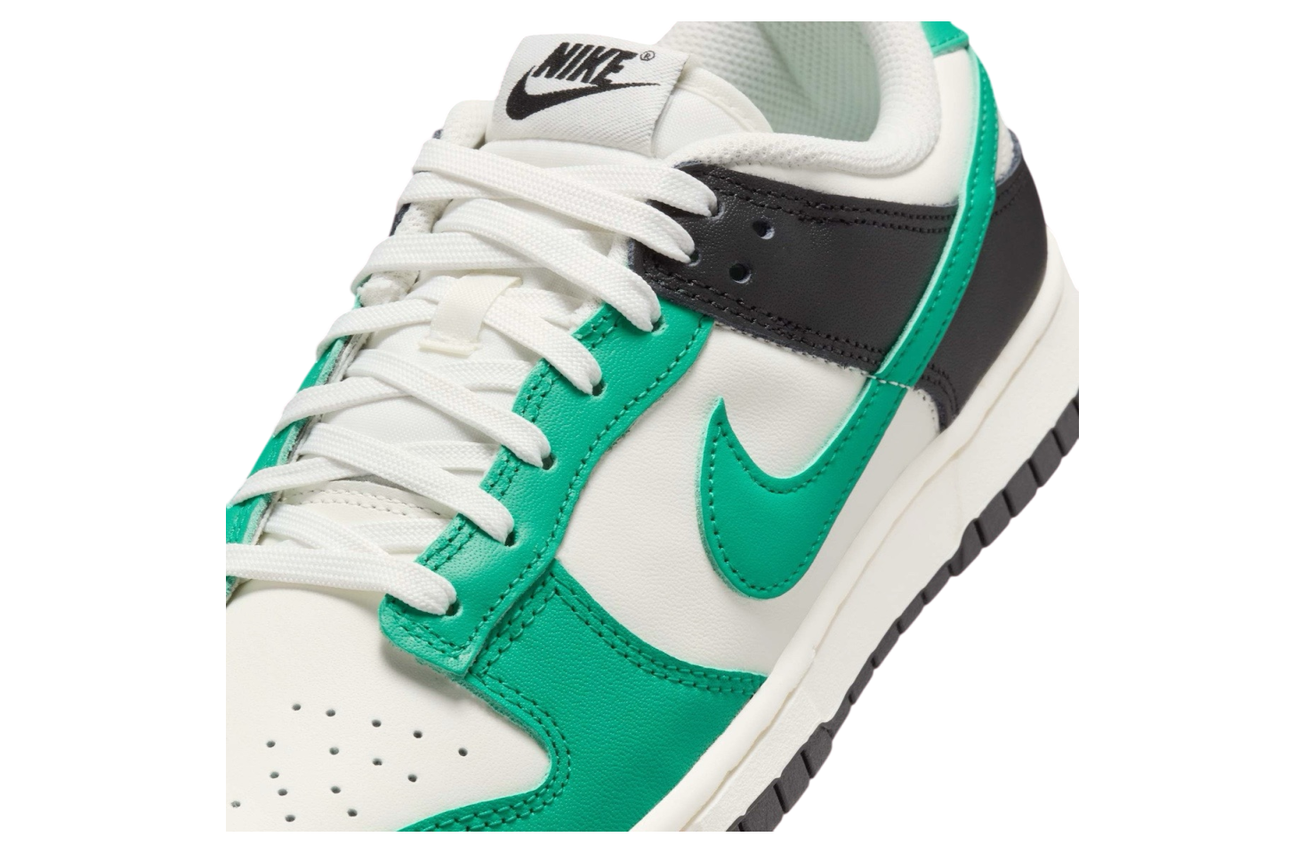 Nike Dunk Low Celtics