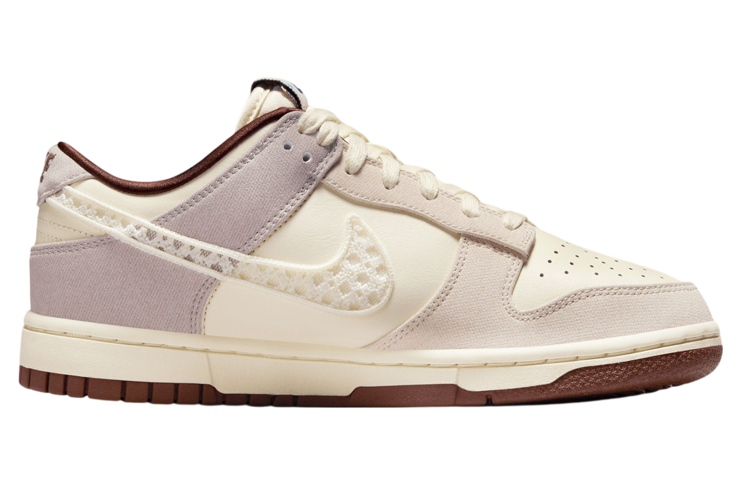 Nike Dunk Low Crochet Swoosh Soft Pearl / Malt