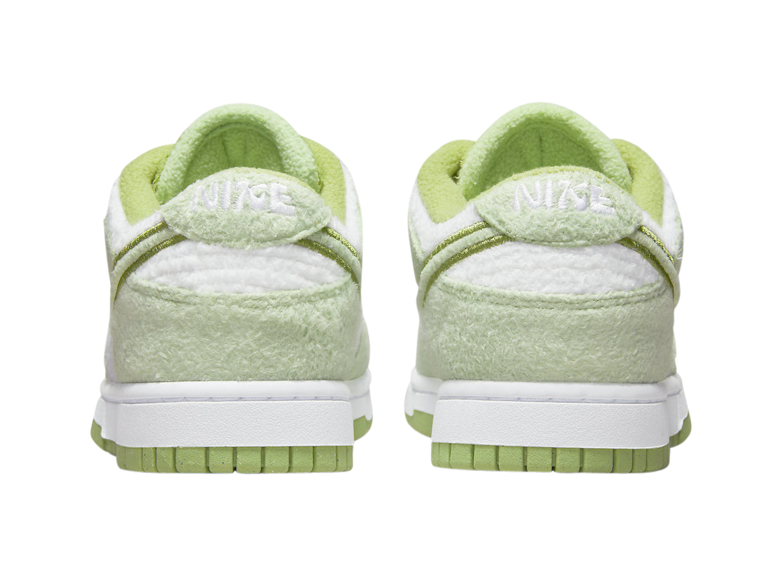 Nike Dunk Low Fleece Green DQ7579-300