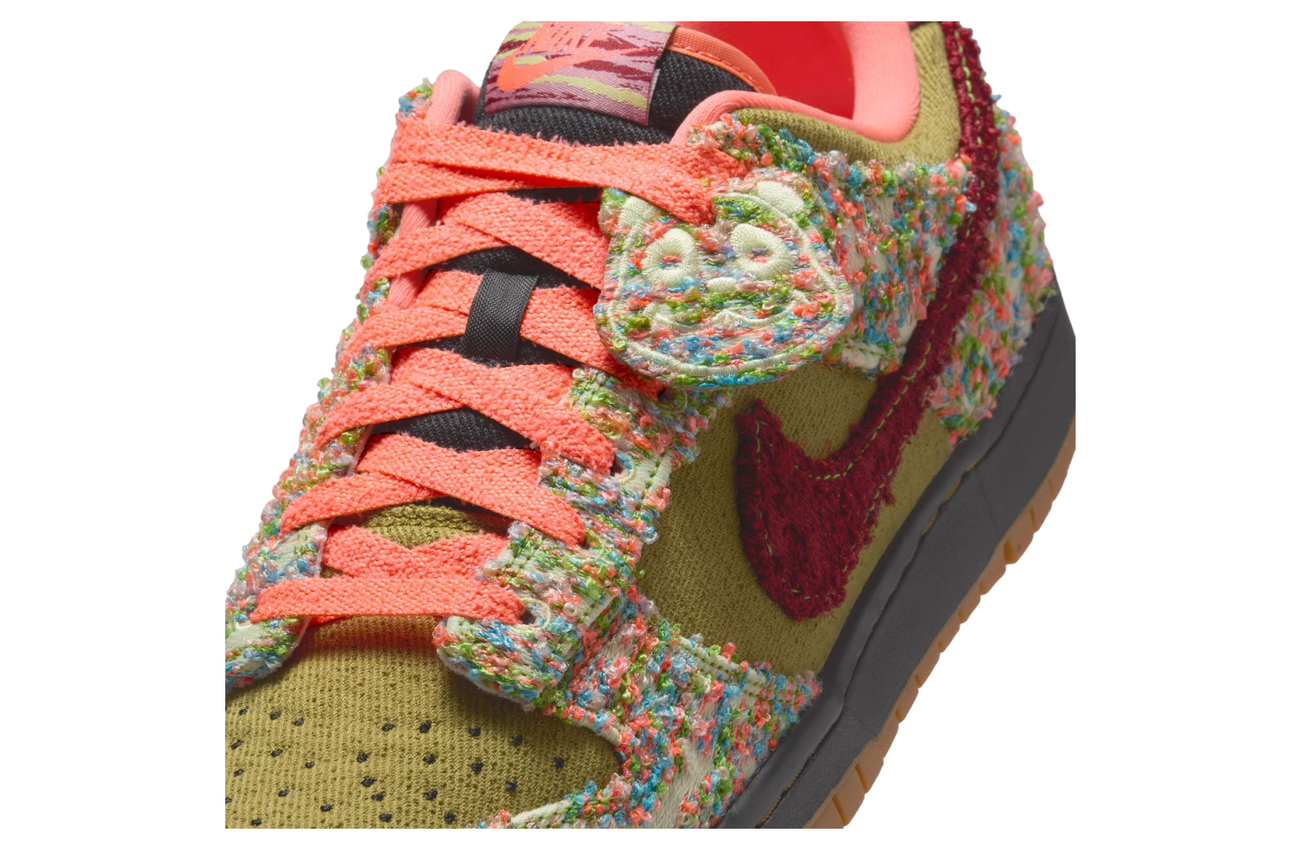 Nike Dunk Low Green Curry / Luminous Green
