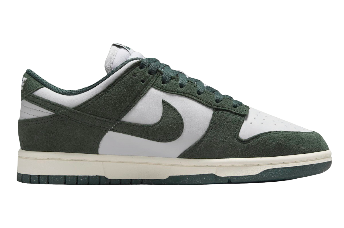 Nike Dunk Low Green Suede