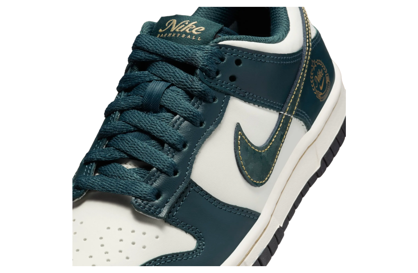 Nike Dunk Low GS Deep Jungle / Pale Ivory