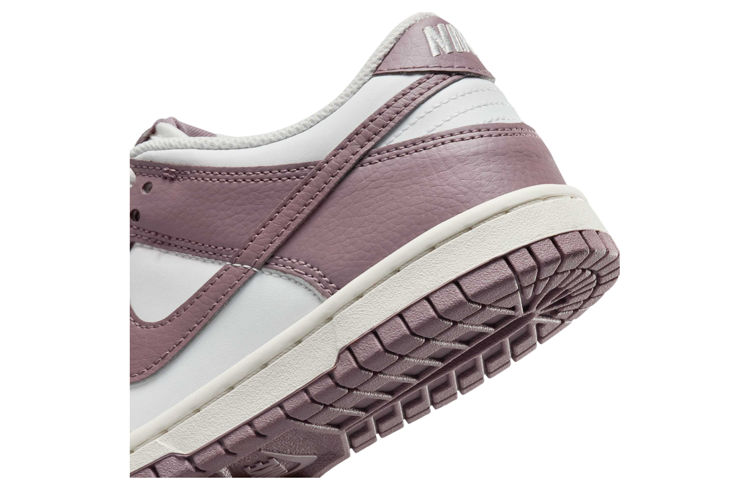 Nike Dunk Low GS Taupe Grey / Summit White