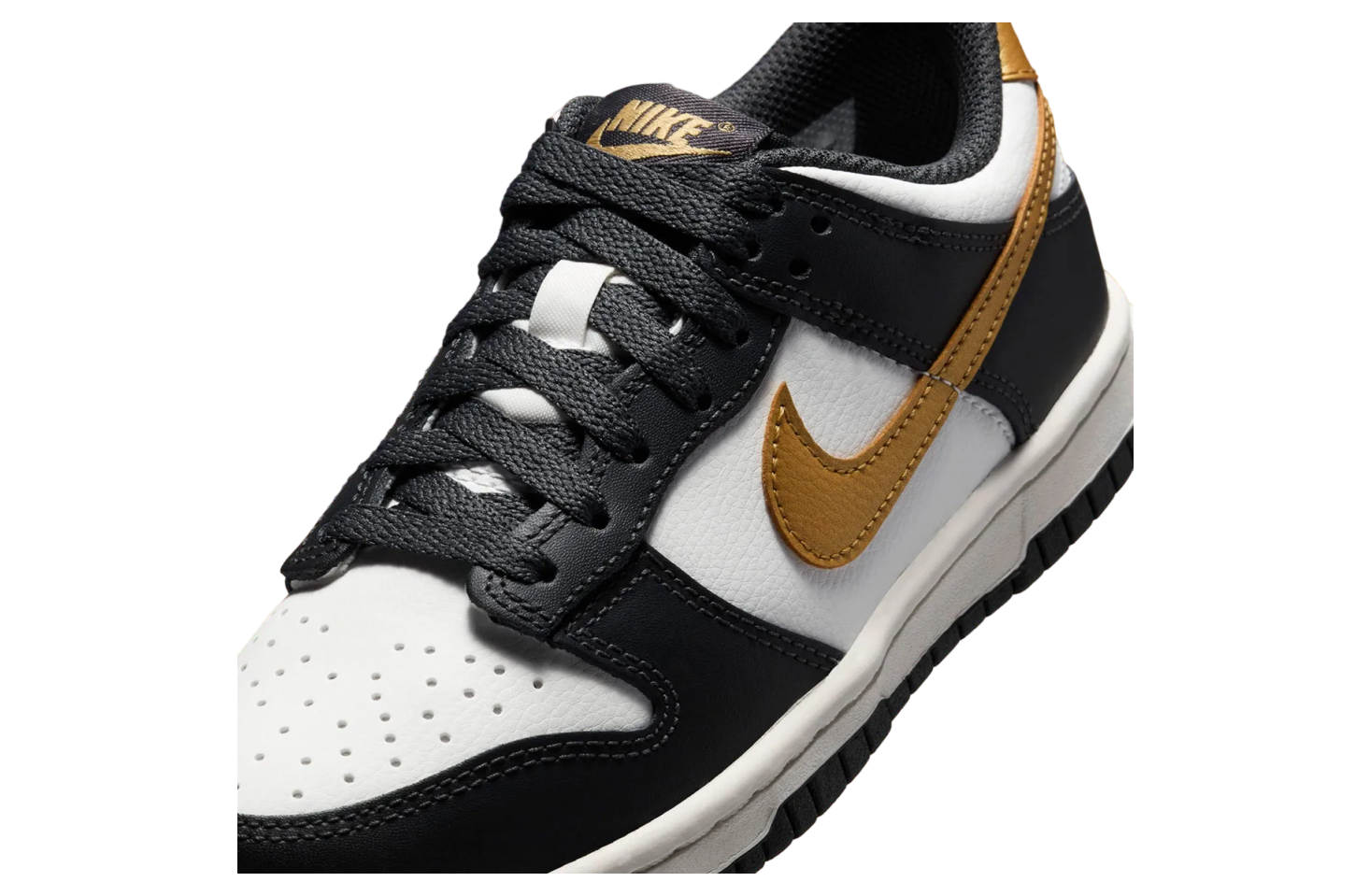 Nike Dunk Low GS White / Black / Metallic Gold