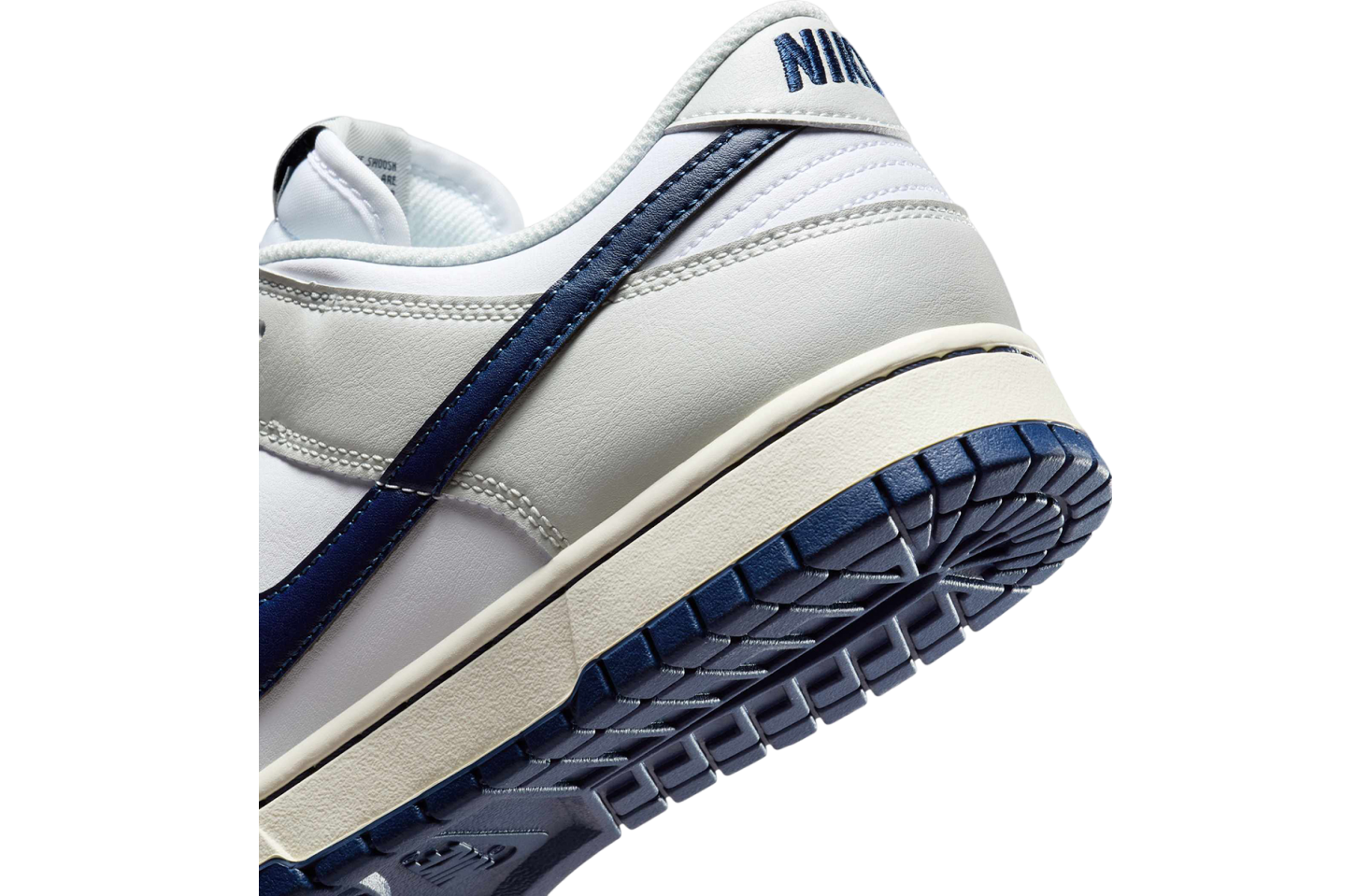 Nike Dunk Low \"Baseball Pack\" ヤンキース 2005 Nike Dunk Low Baseball Pack Yankees Midnight Grey Sz 12