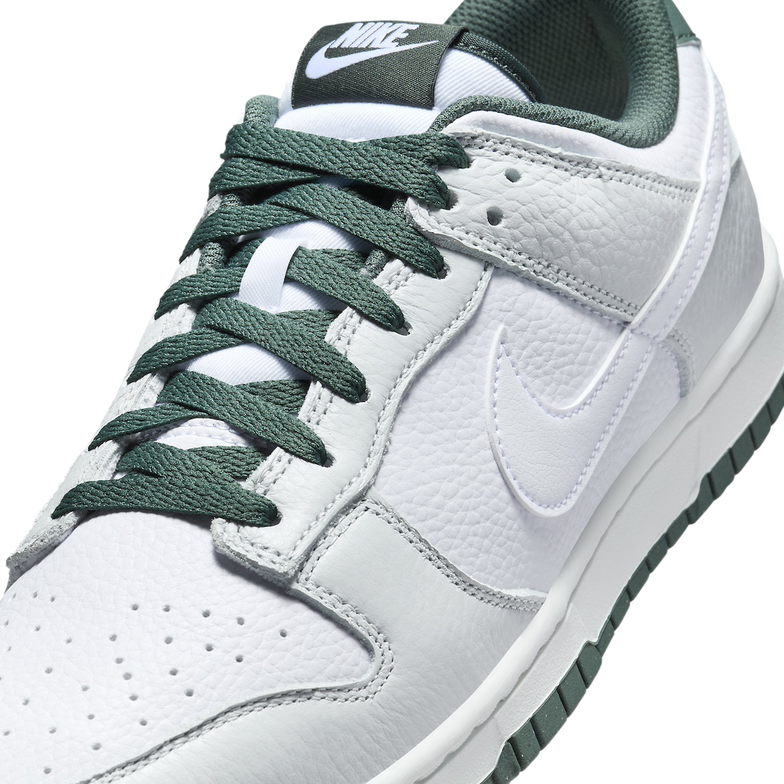 Nike Dunk Low Photon Dust Vintage Green