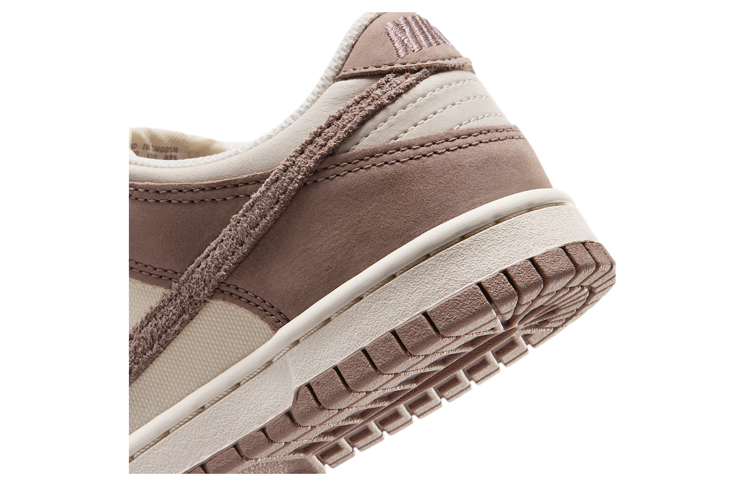 Nike Dunk Low SE GS Pale Ivory / Taupe Haze