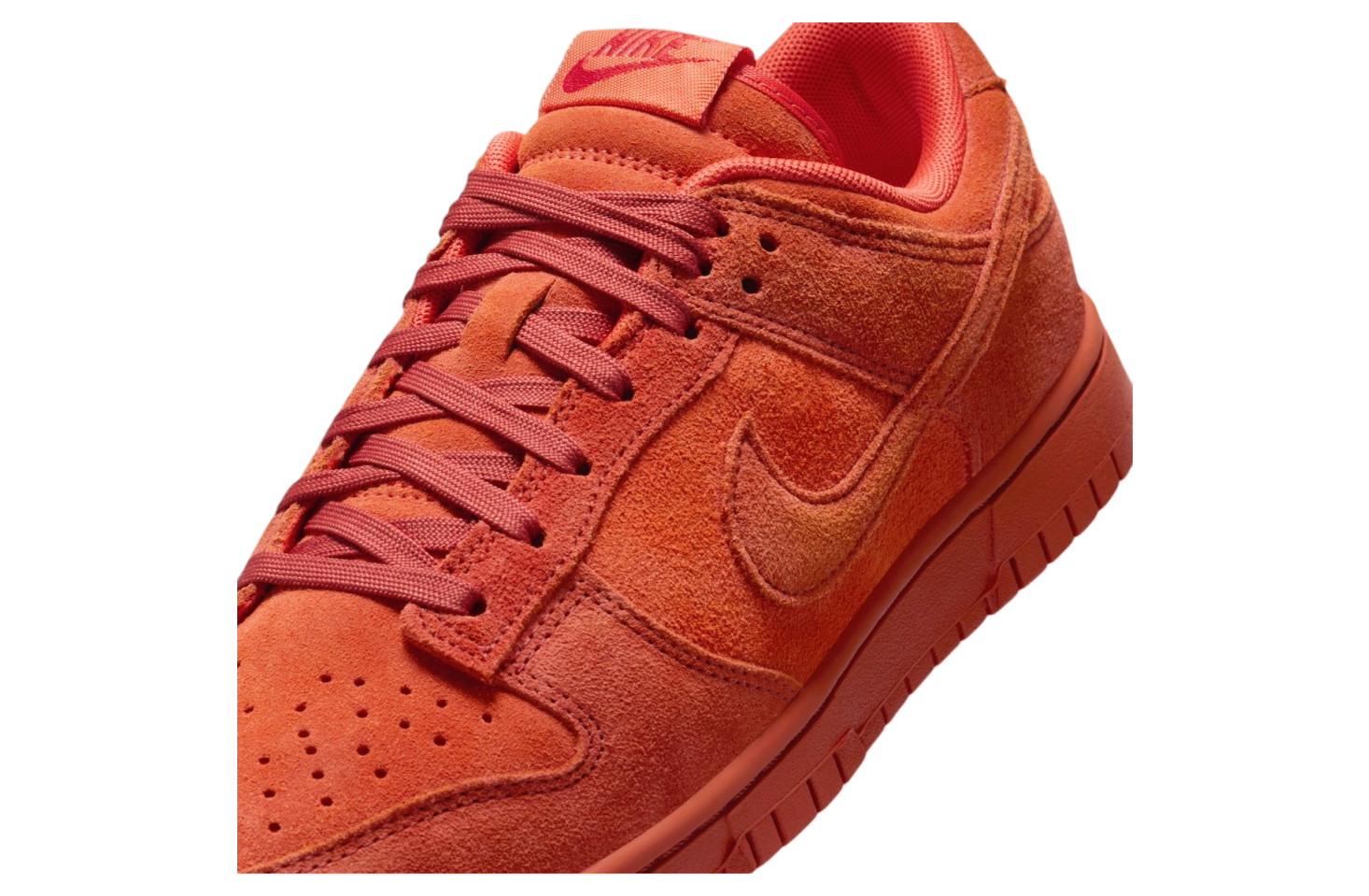 Nike Dunk Low SE Picante Red / Dragon Red