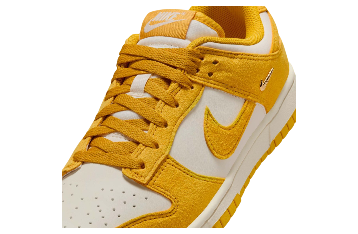 Nike Dunk Low Summit White / Dark Sulfur