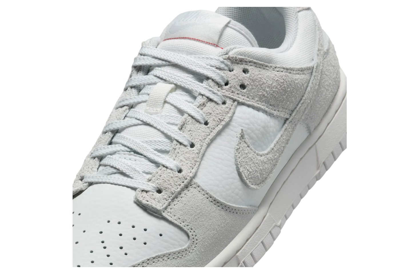 Nike Dunk Low Summit White / Photon Dust