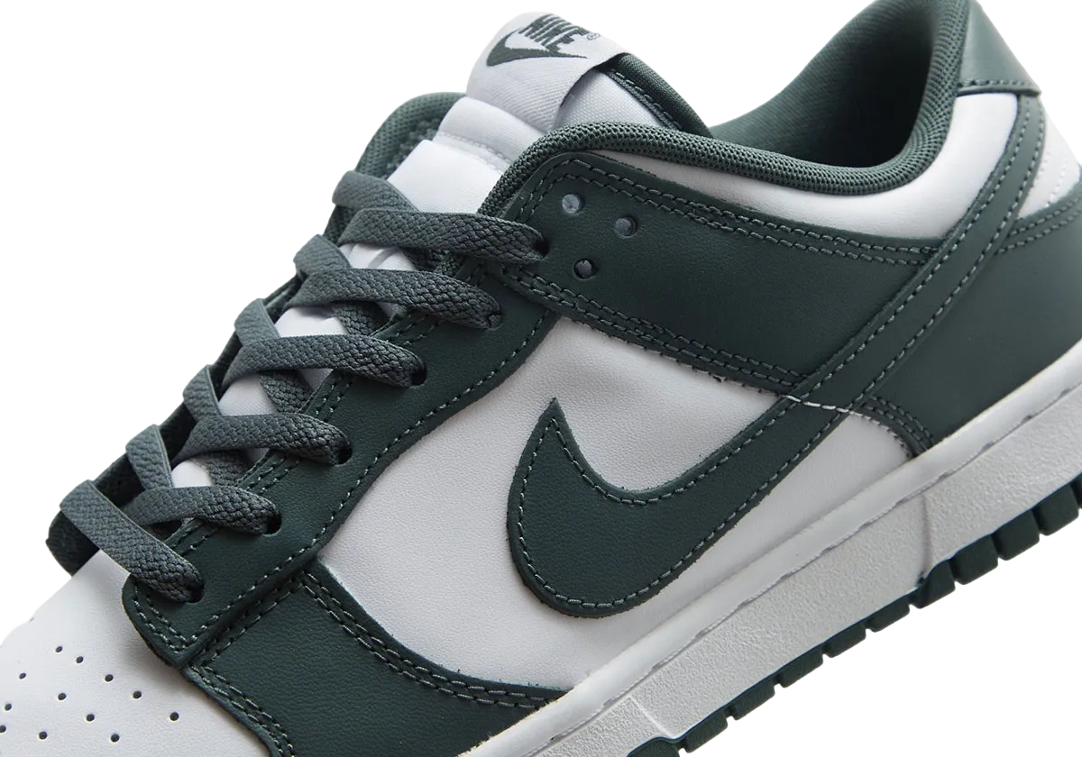 Nike Dunk Low Vintage Green