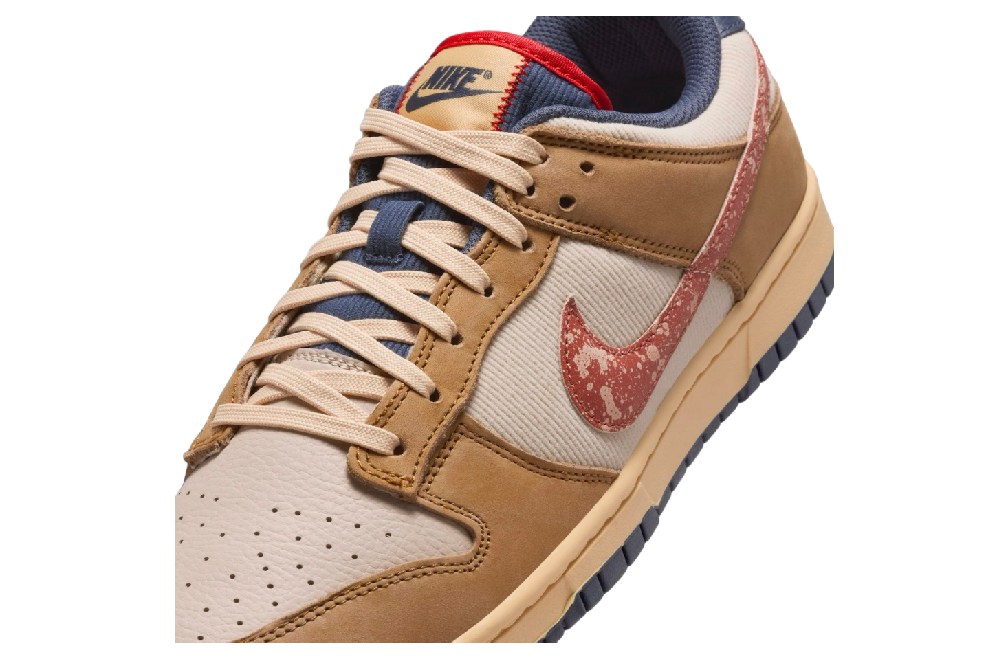 Nike Dunk Low Wheat / Sanddrift