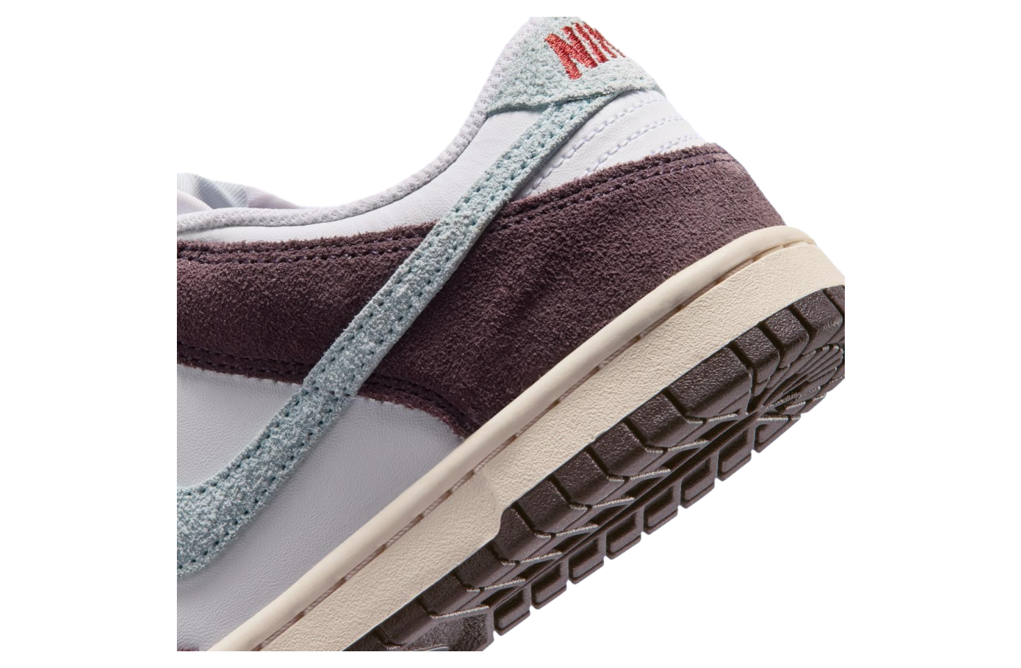 Nike Dunk Low White / Burgundy Ash