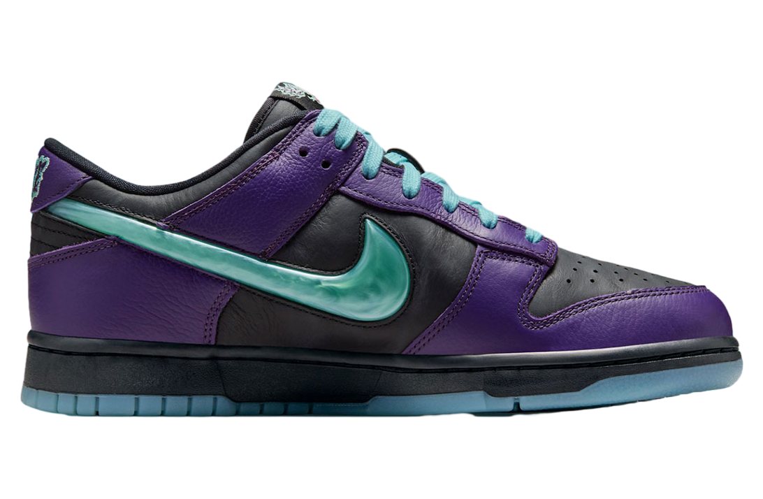 Nike Dunk Low Wizard