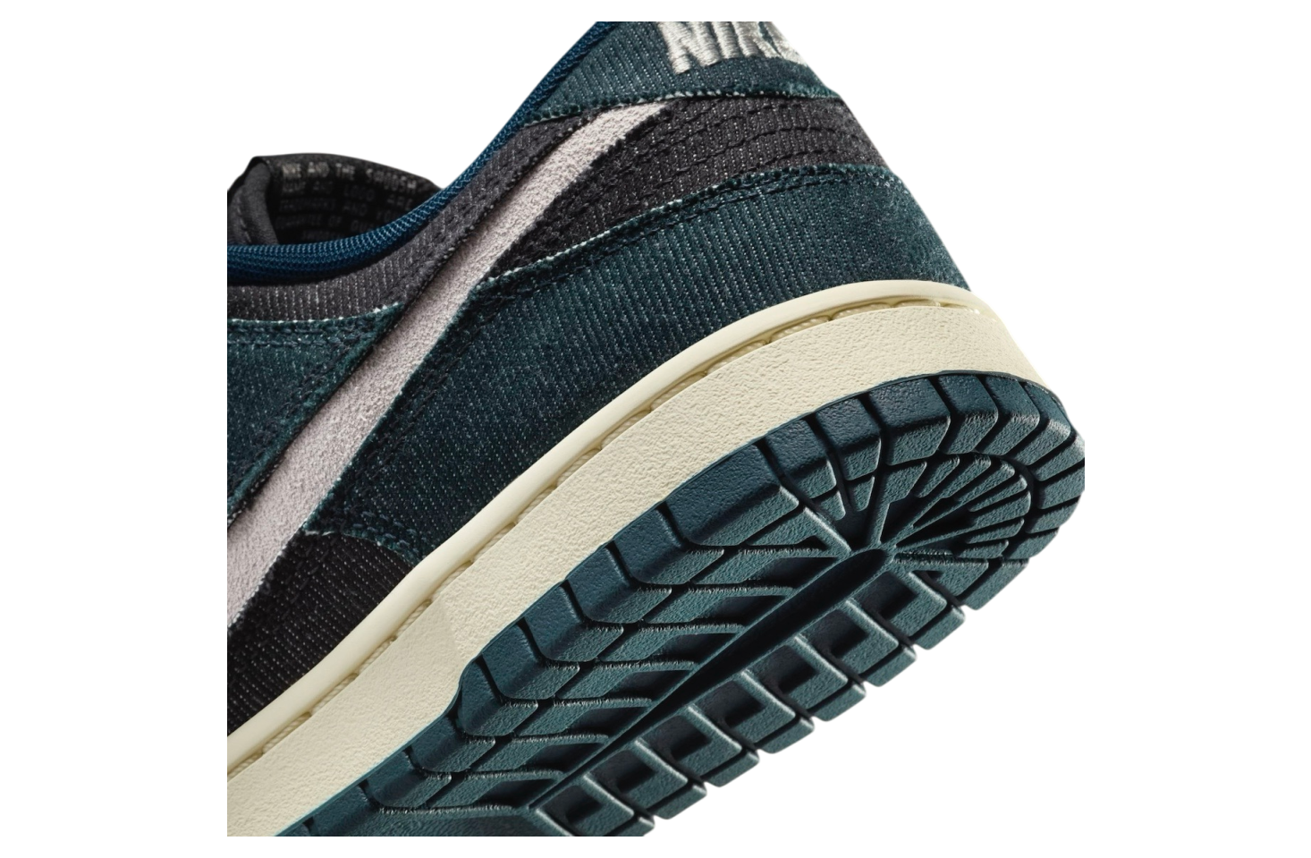 Nike Dunk Low WMNS Armory Navy Denim