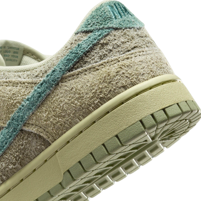 Nike Dunk Low WMNS Olive Aura