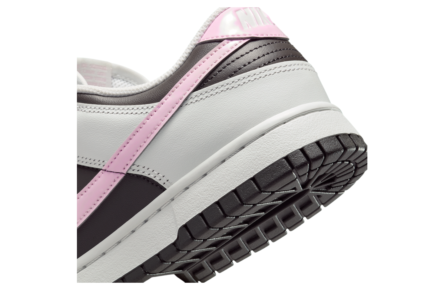 Nike Dunk Low Wmns Summit White / Pink Foam