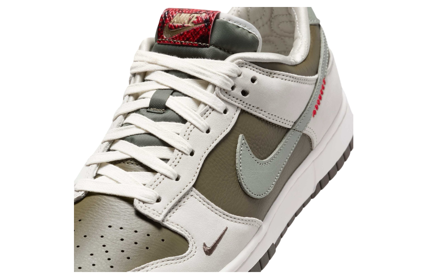 Nike Dunk Low Year of the Snake