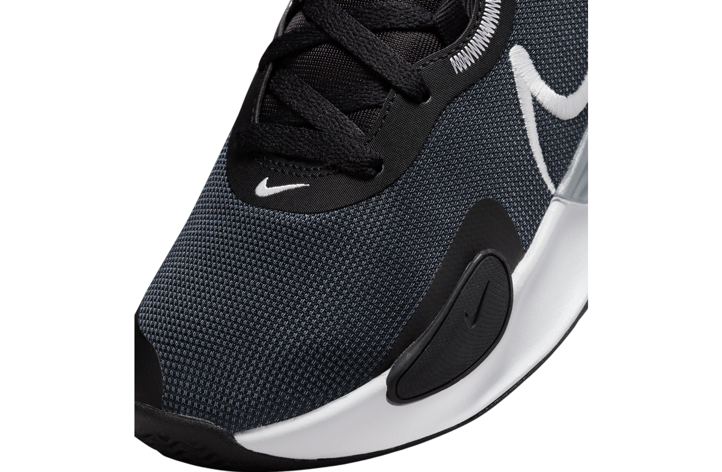 Nike Elevate 3 Black / Wolf Grey