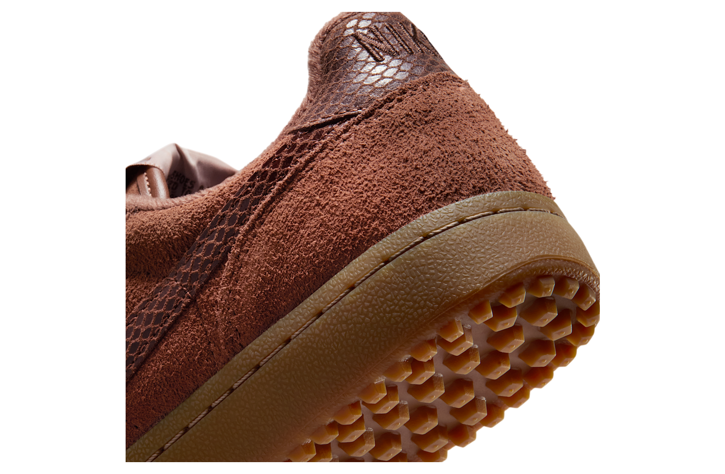 Nike Field General WMNS Fauna Brown / Baroque Brown