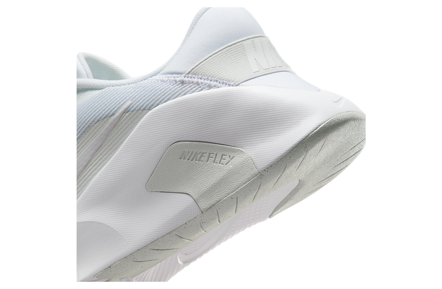 Nike Flex Train White / Photon Dust