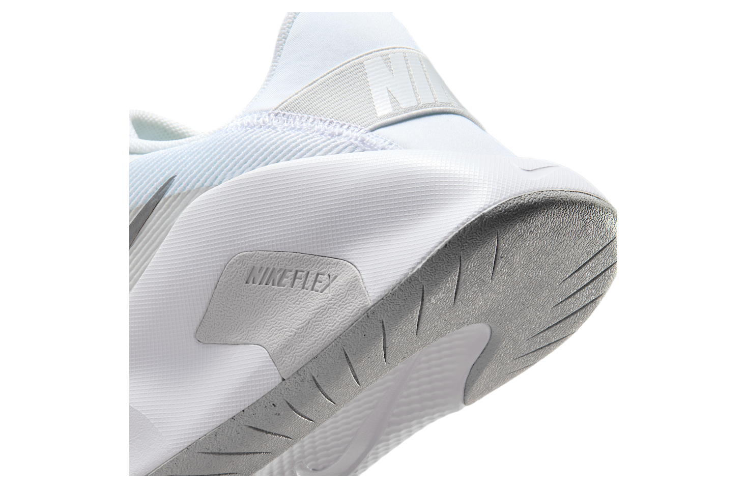 Nike Flex Train WMNS White / Photon Dust