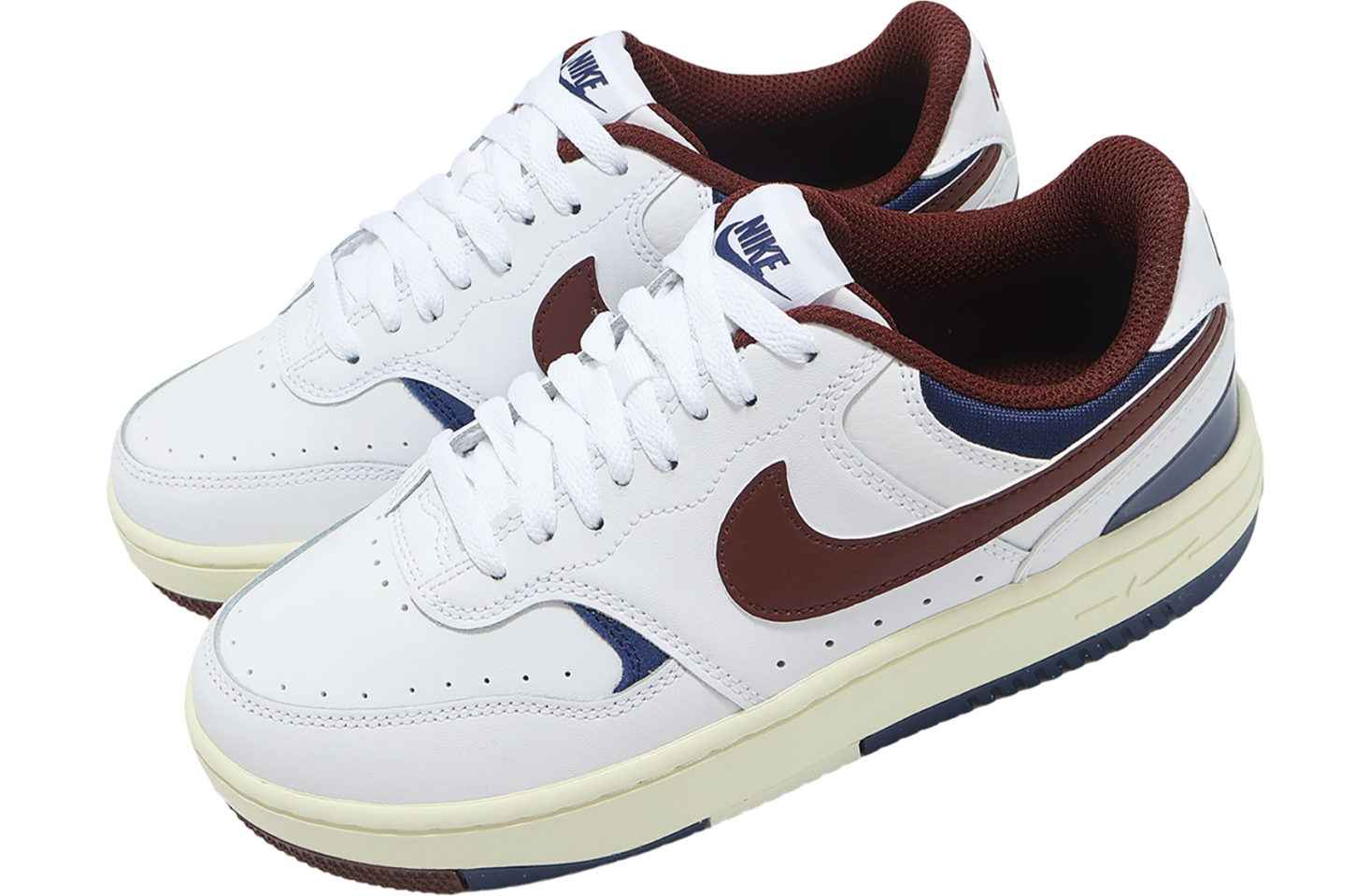 Nike Gamma Force WMNS White / Dark Team Red