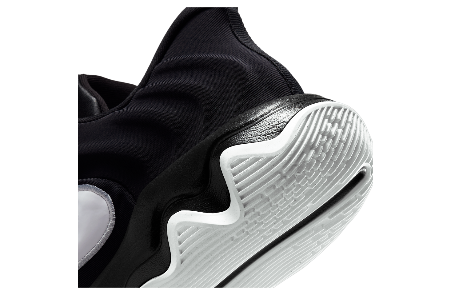 Nike Giannis Immortality 4 Black / Wolf Grey