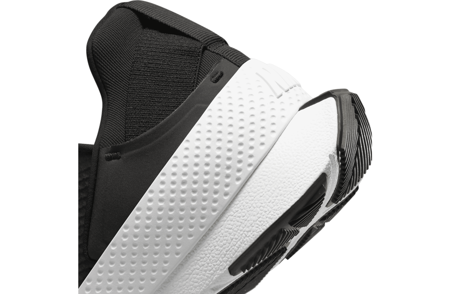 Nike Go FlyEase Black / White