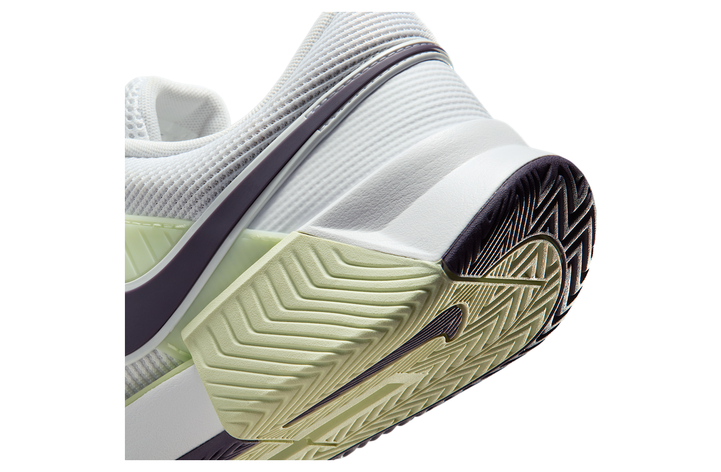 Nike GP Challenge 15 White / Volt Tint (Hard Court)