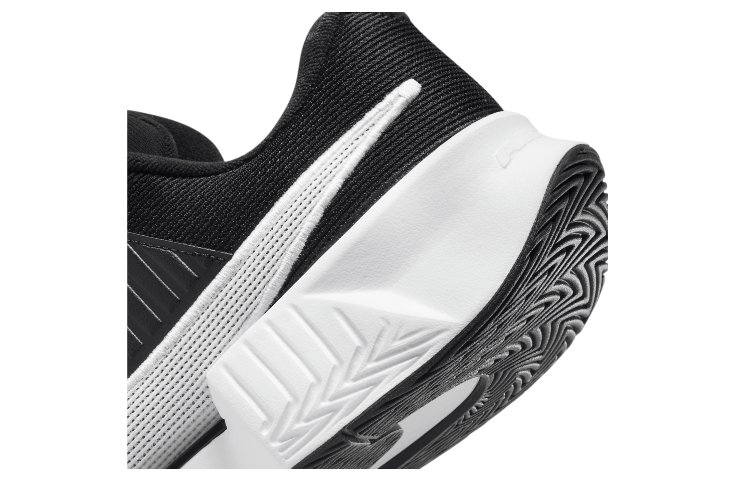 Nike GP Challenge Pro Black / White