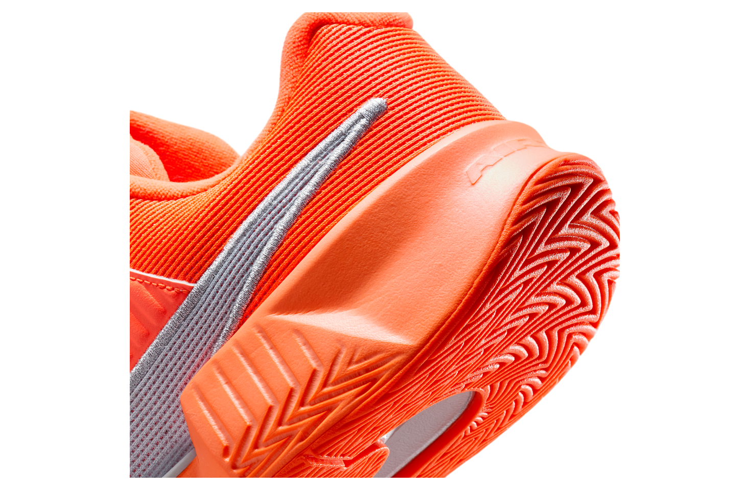 Nike GP Challenge Pro Premium Hyper Crimson / Metallic Silver (Hard Court)