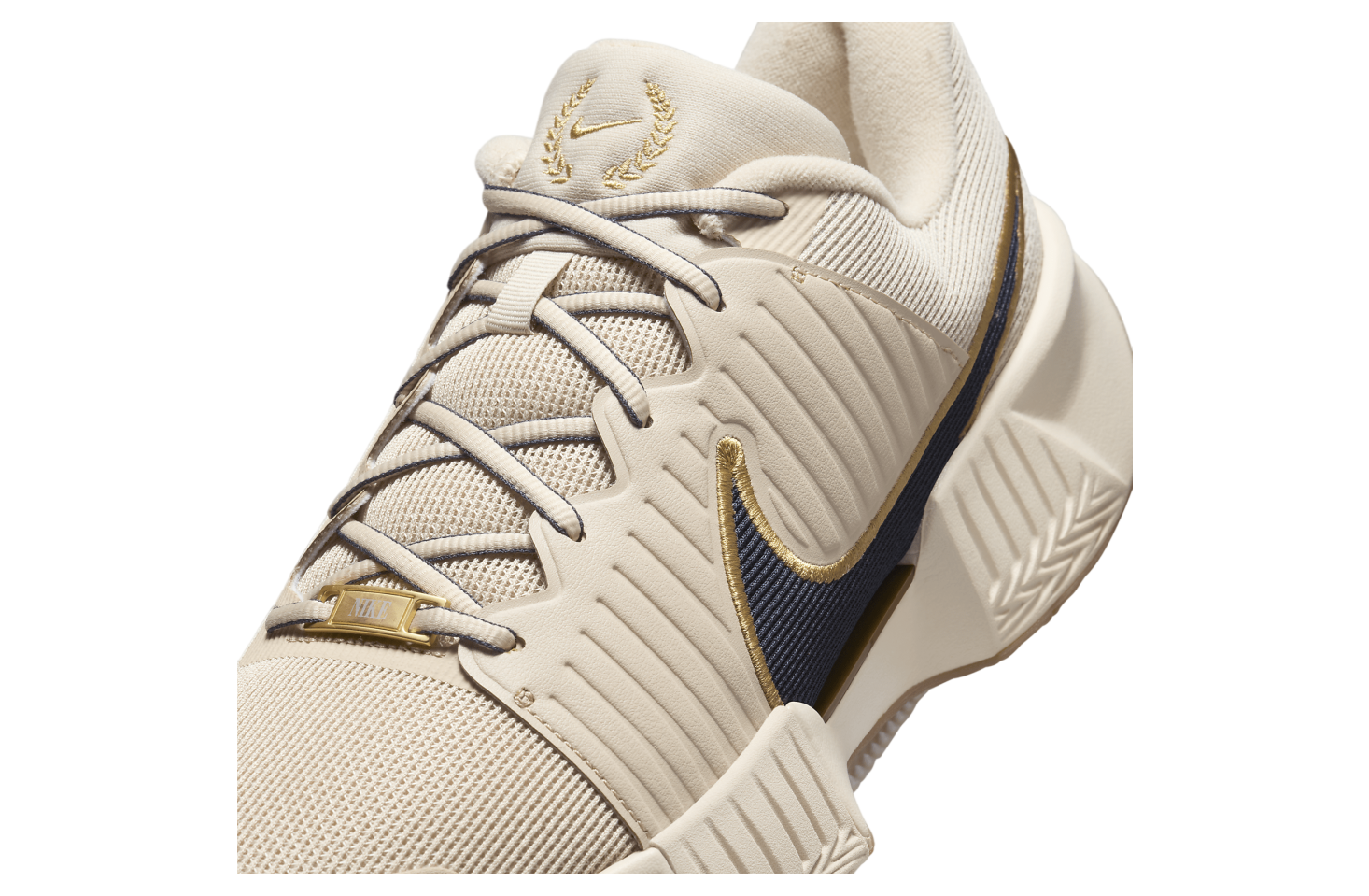 Nike GP Challenge Pro Premium Sanddrift / Metallic Gold