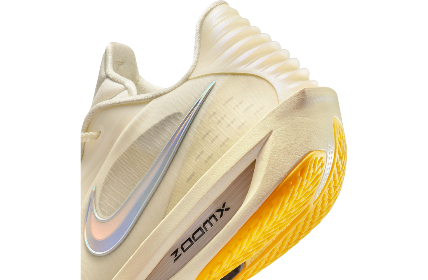 Nike GT Cut 3 Turbo Coconut Milk / Amarillo