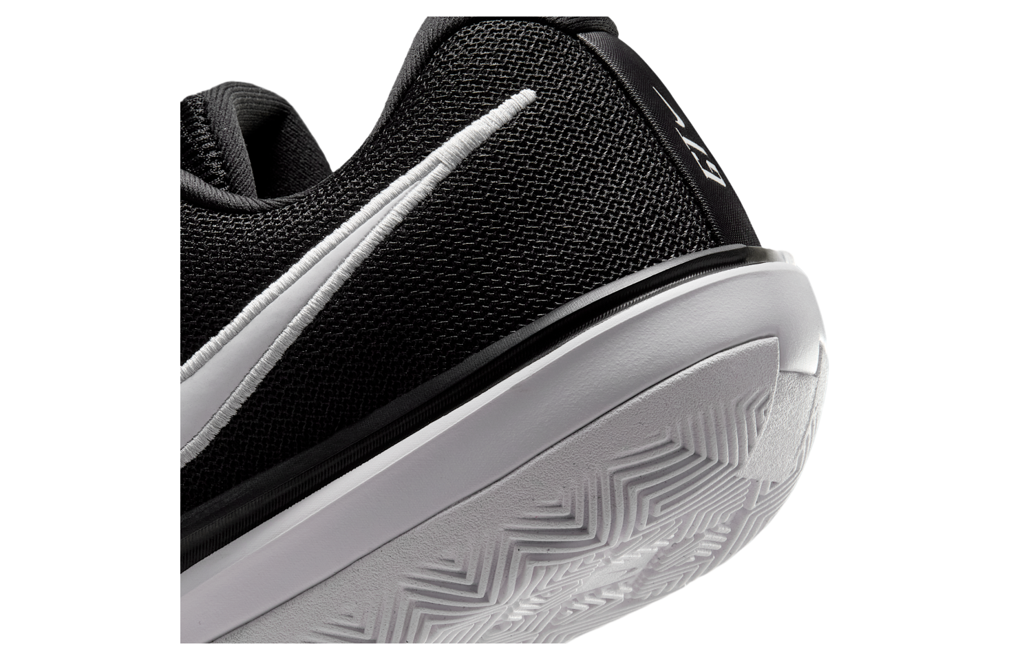 Nike Gt Cut Academy 2 Black / Pure Platinum