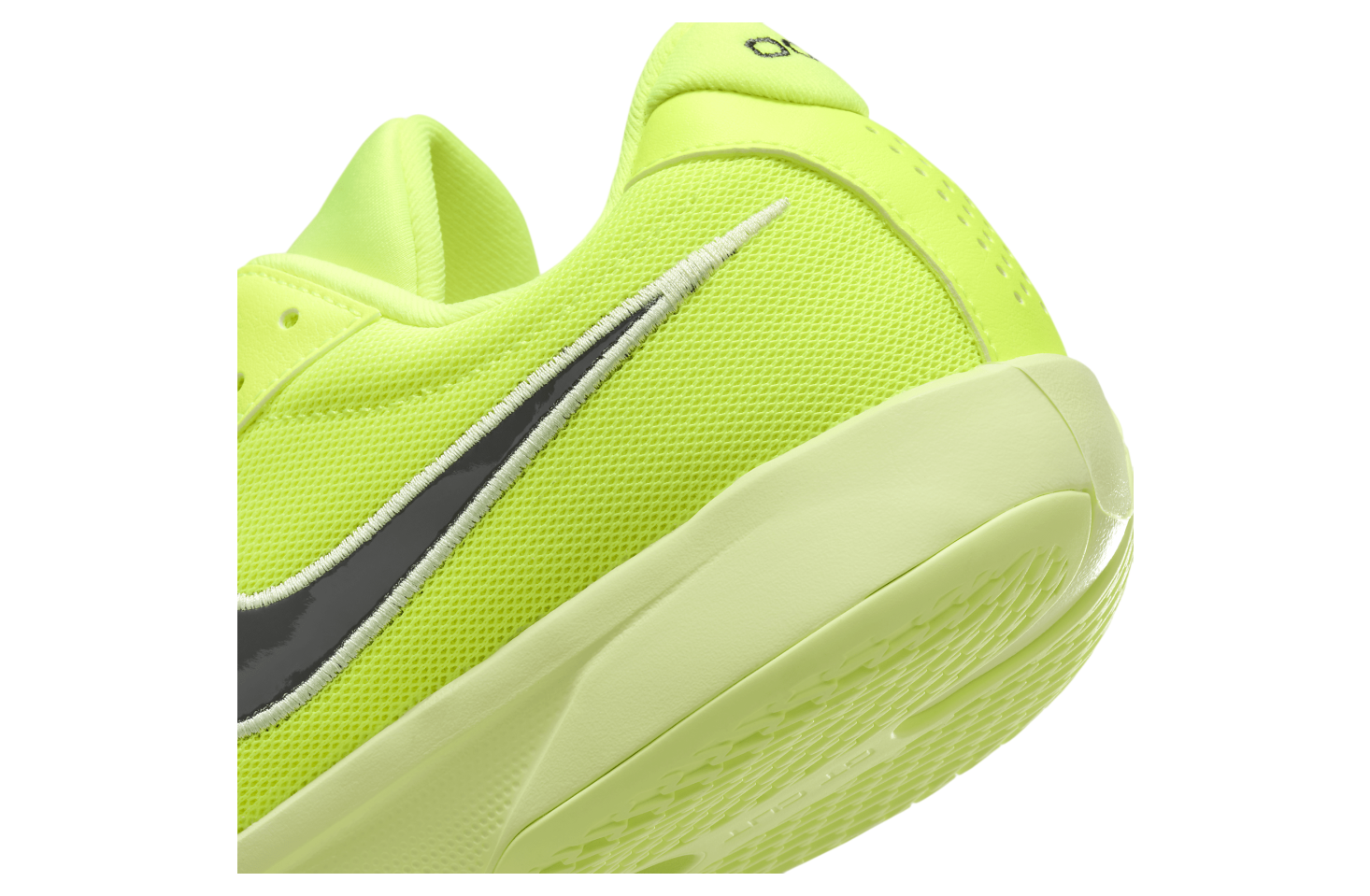 Nike GT Cut Academy Volt / Barely Volt