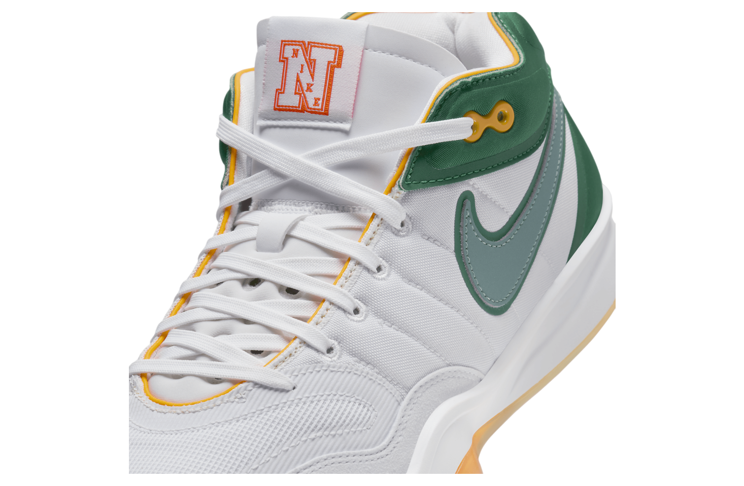 Nike GT Hustle 2 White / Malachite